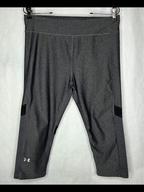 Under Armour Gray Performance Capri Leggings